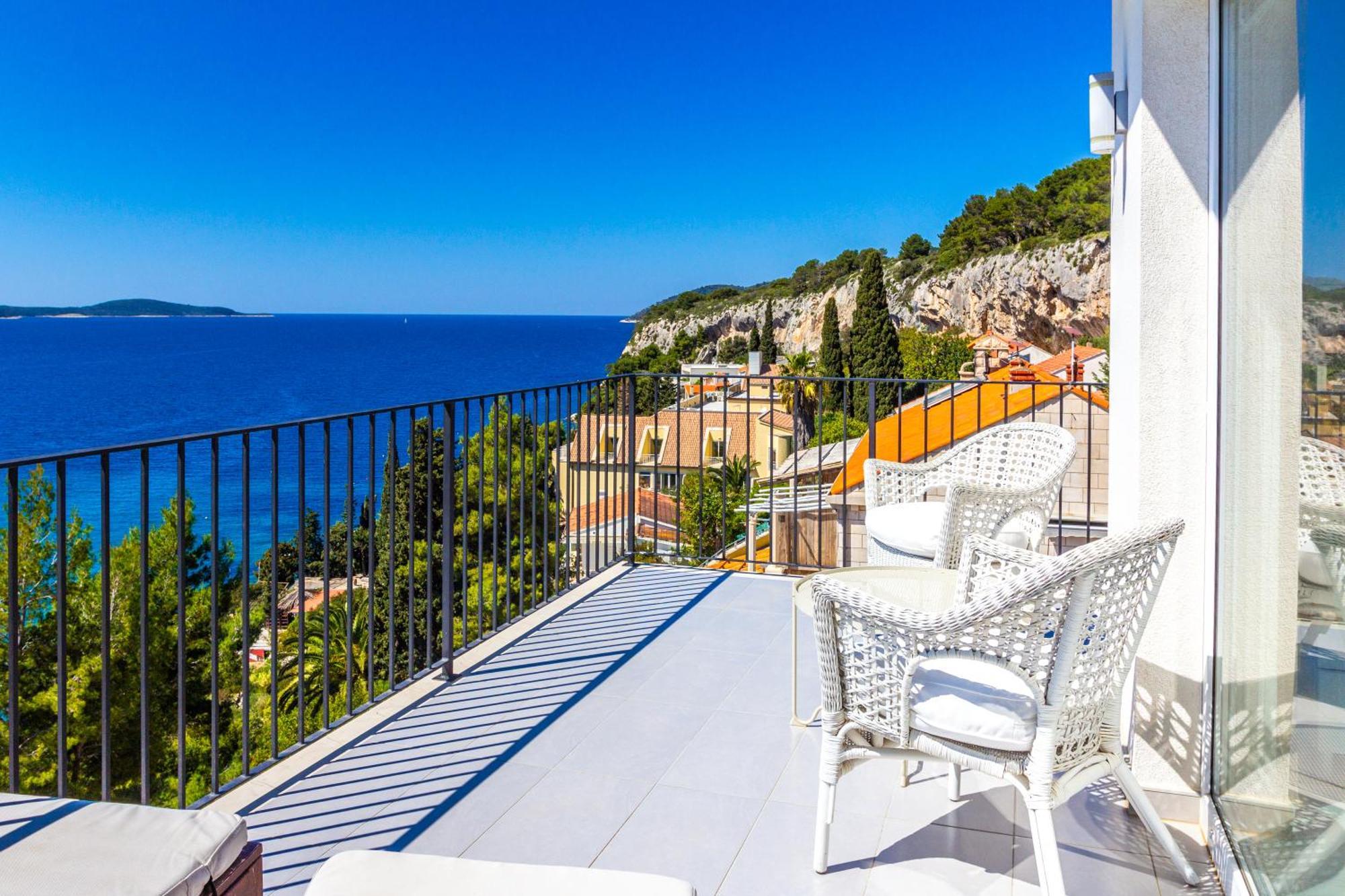 Blue Bay Residence Хвар Екстериор снимка